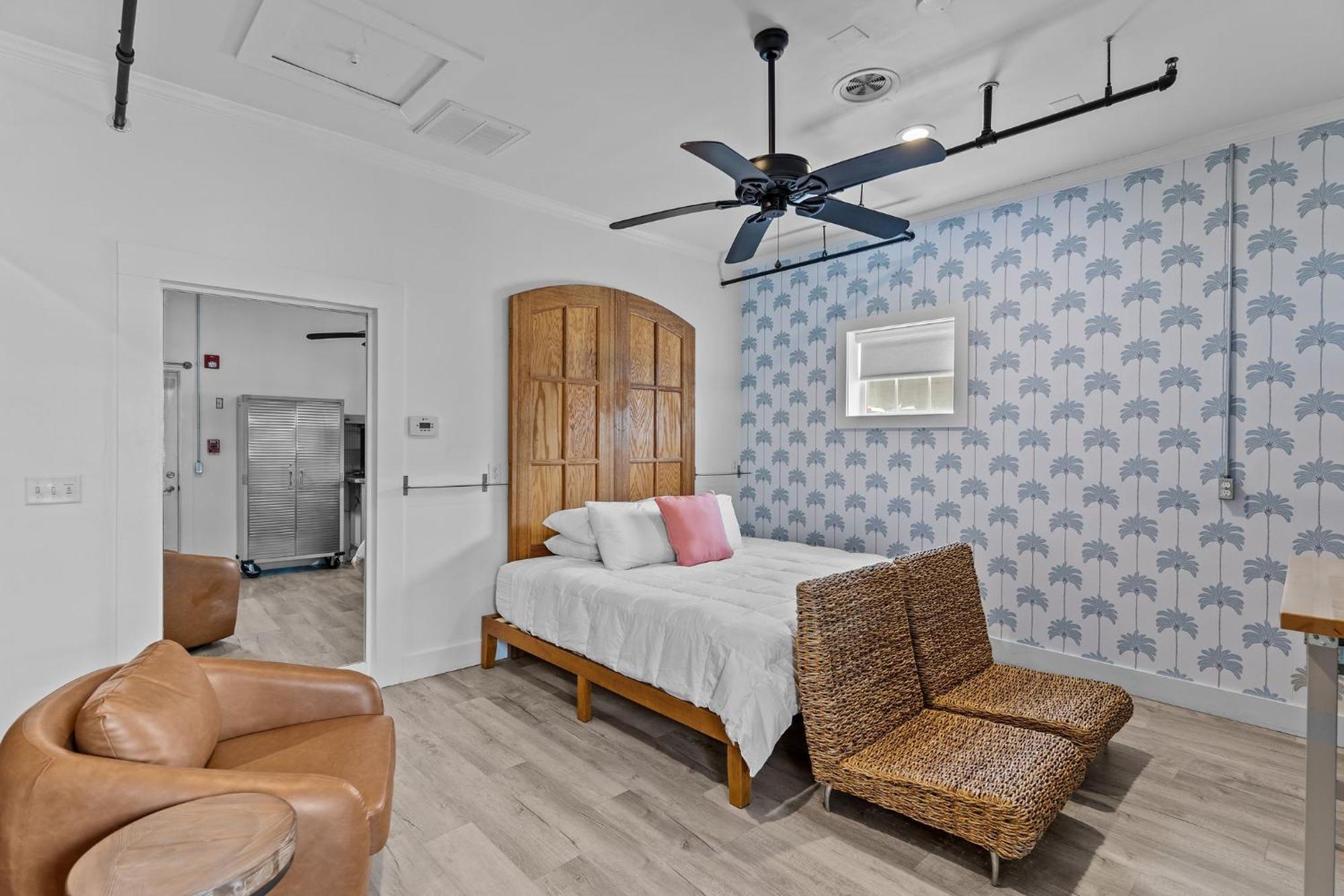 טופסייל ביץ' Guest House Topsail מראה חיצוני תמונה
