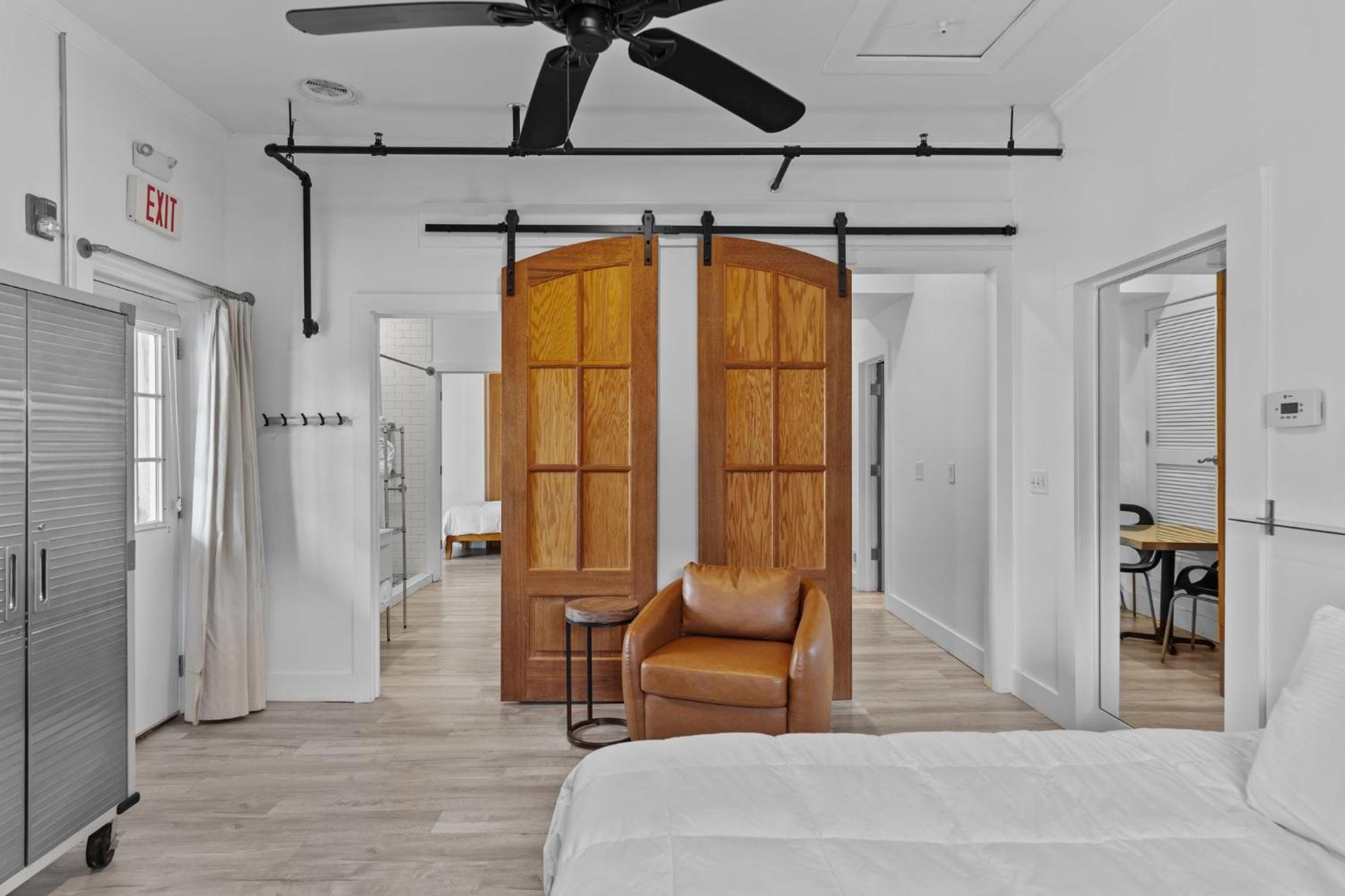 טופסייל ביץ' Guest House Topsail מראה חיצוני תמונה